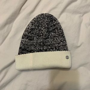 Lululemon beanie